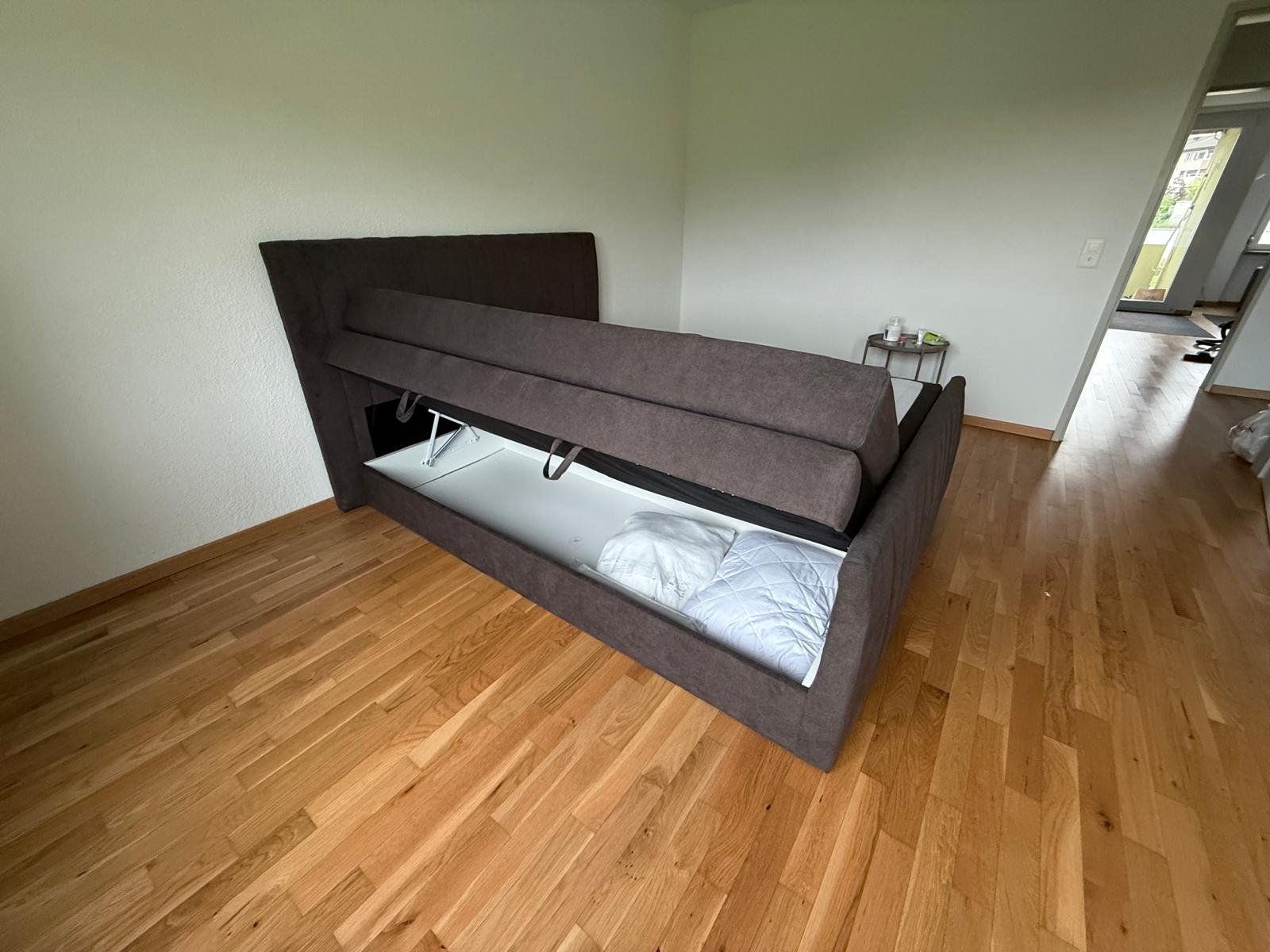 Letti: Carryhome BOXSPRINGBETT 160/200 cm Braun – Usato da Vättis venduto da MauMP 3