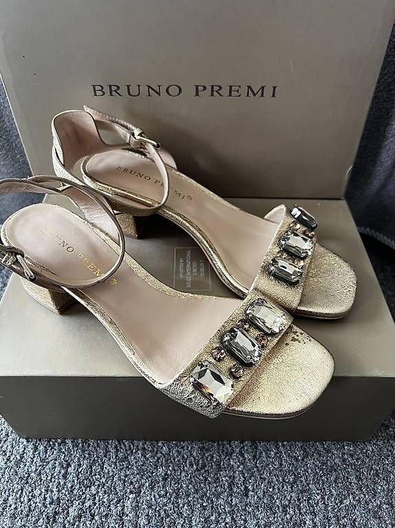 Scarpe da donna: Bruno Premi Sandalen Gr.39 – Usato da Zürich venduto da Magali018