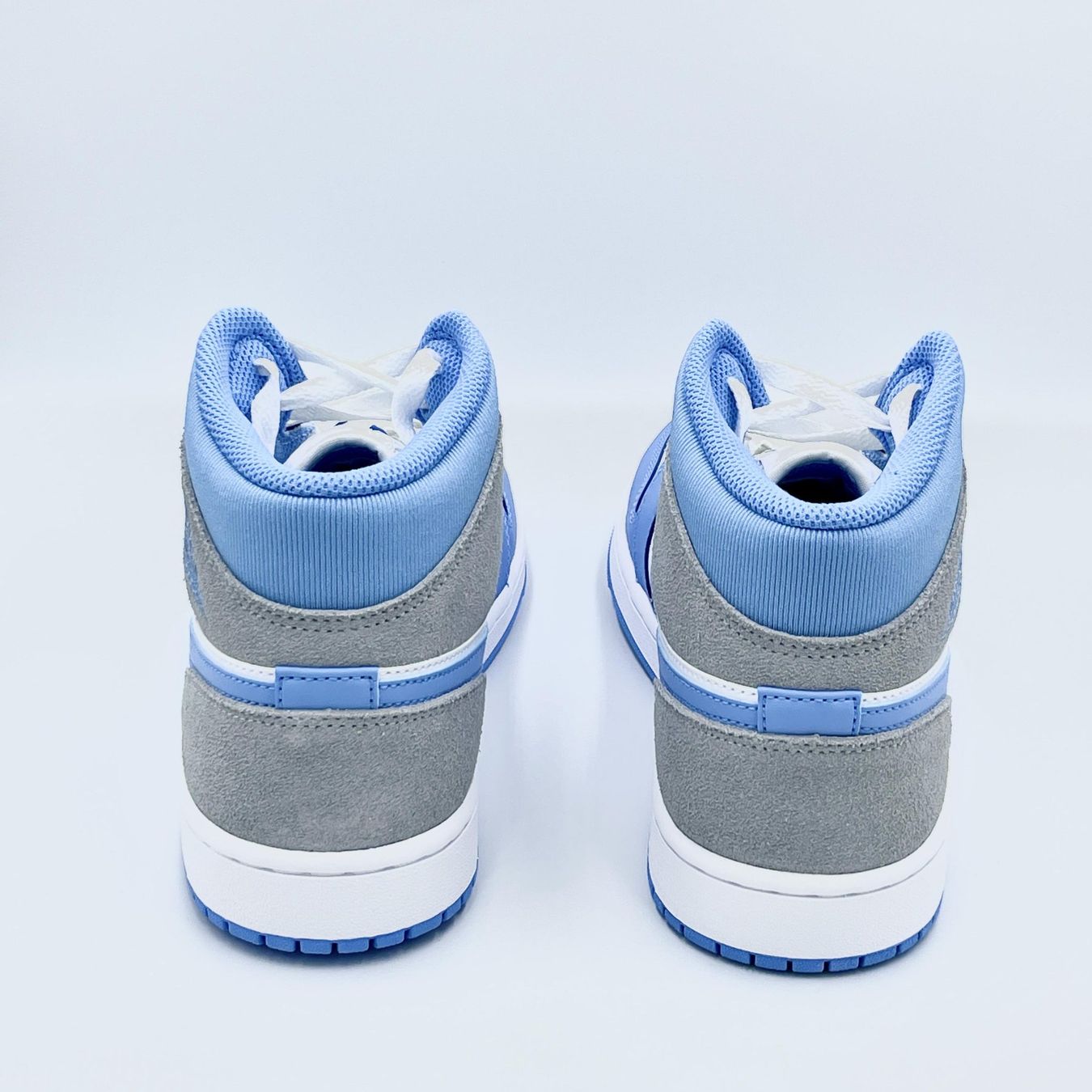 Jordan Herrenschuhe: Jordan 1 Mid University Blue Grey EU 42 – Neu und originalverpackt aus Erlinsbach von sasneakers 4