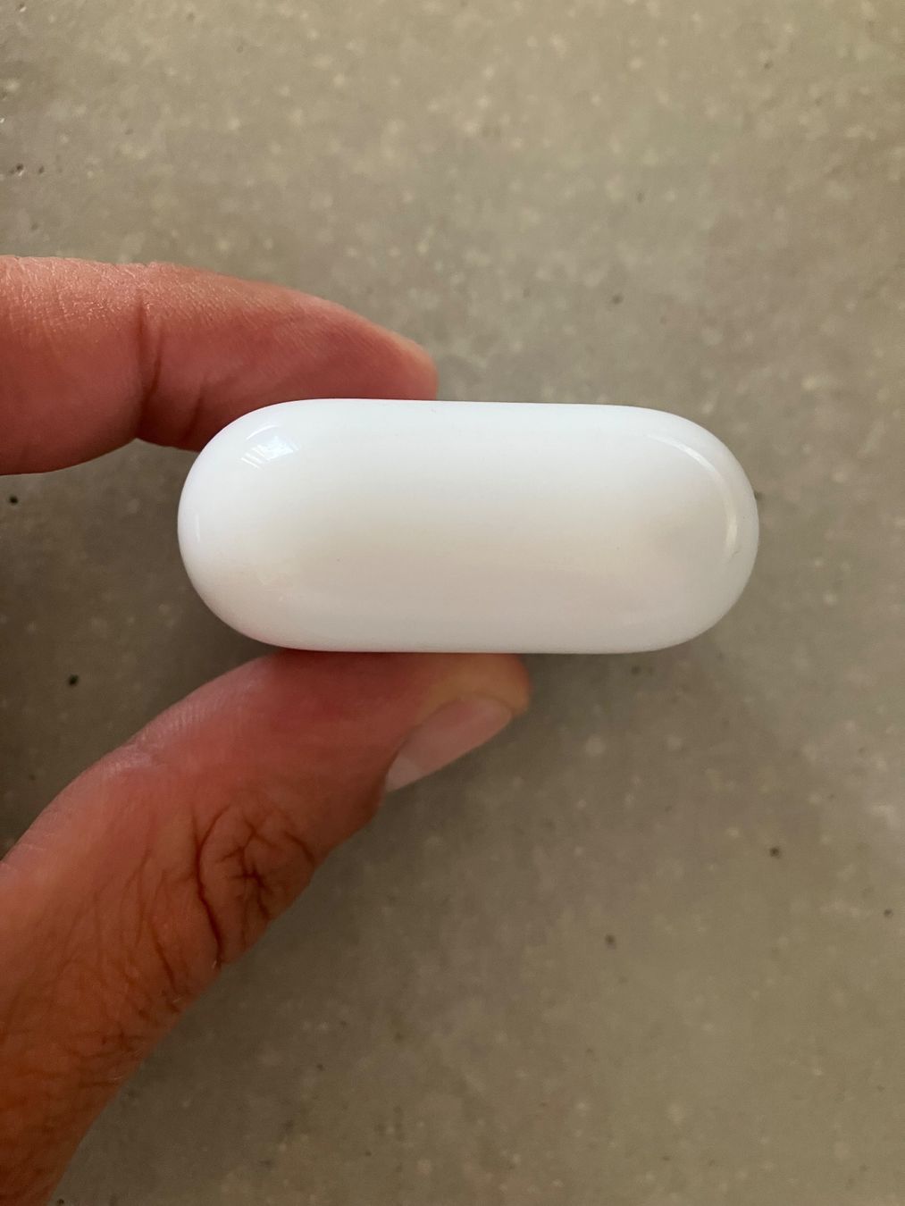 Apple Kopfhörer: APPLE Air Pods 4 ANC – Gebraucht aus Lausanne von mr.v 8