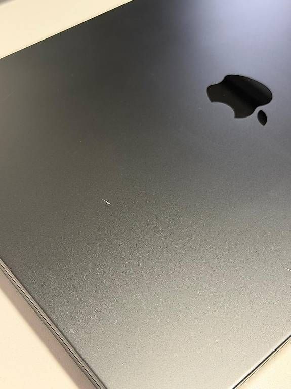 Apple Notebook: Macbook Pro M3 Pro / 36GB RAM / 512GB SSD – Usato da Zürich venduto da Shakib-Abou 2