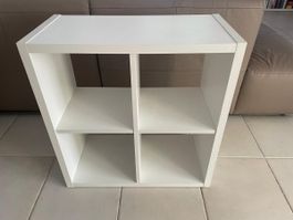 Büchergestell sehr stabil