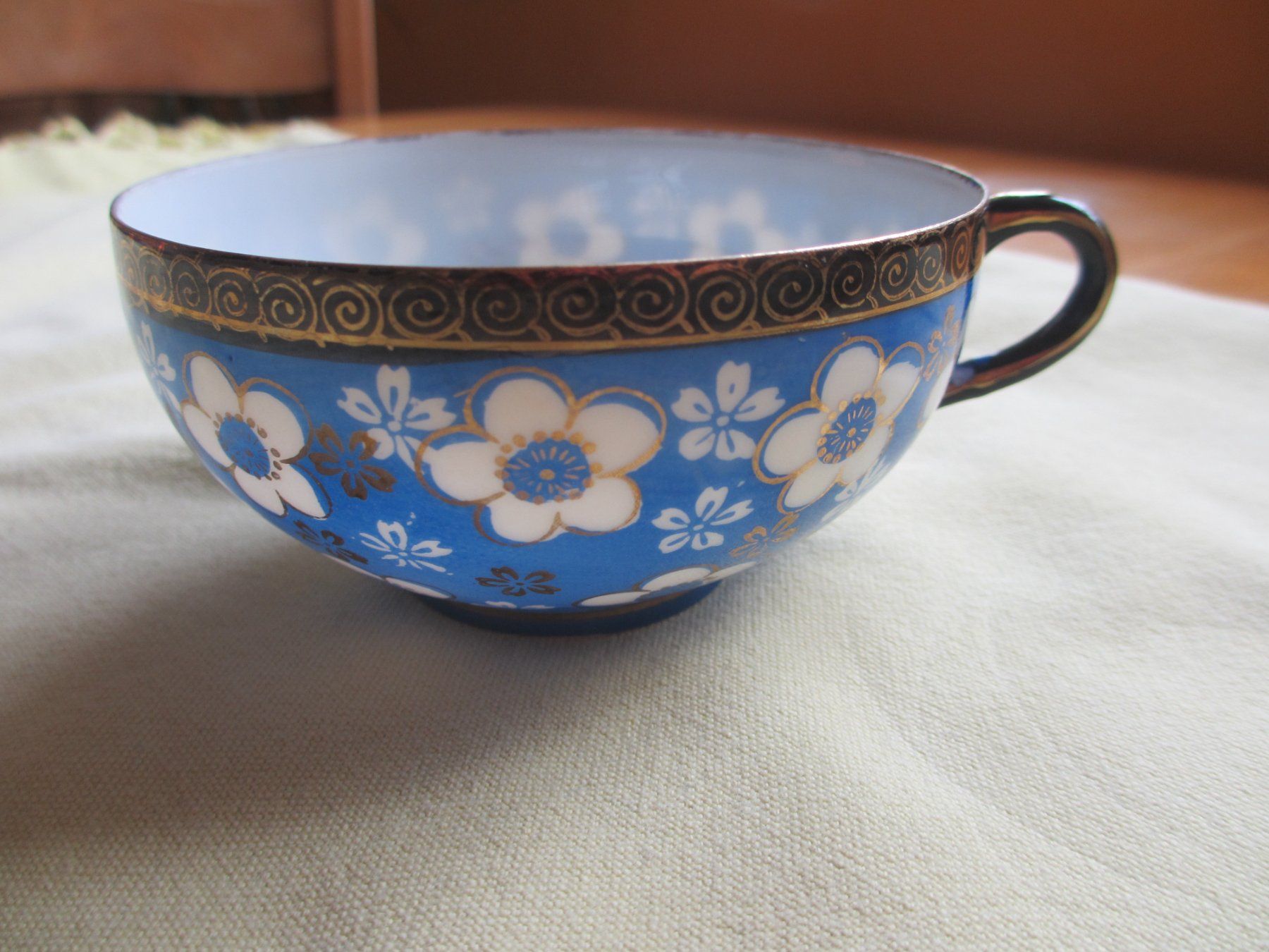 Tazze: Blaue Vintage Teetasse mit Blumenmuster ! – Usato da Herisau venduto da fan_h9qj 1