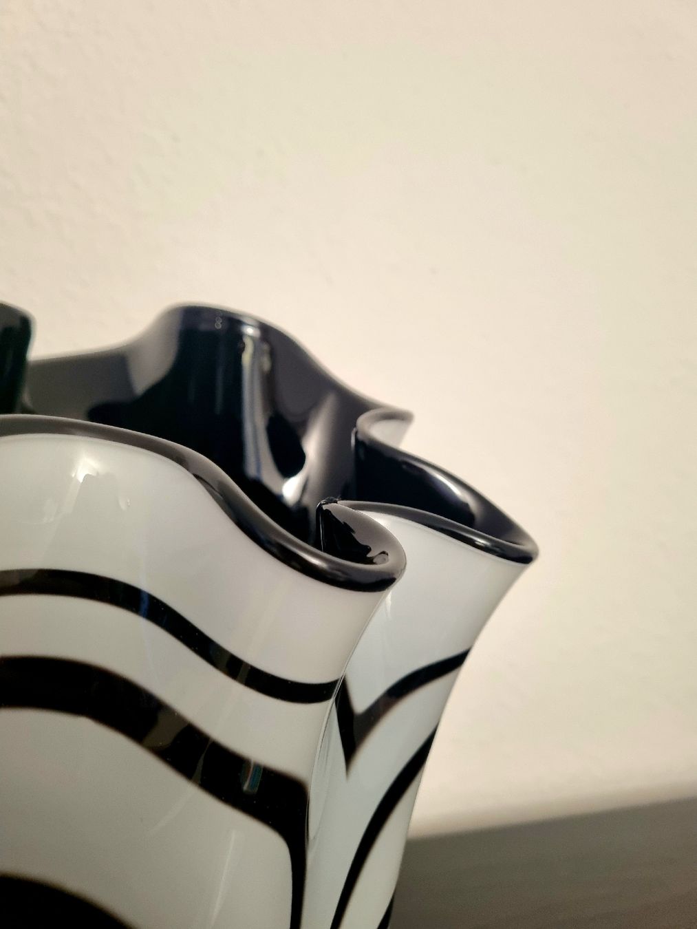 Vasi & Recipienti: Schwarz-weisse Fazzoletti Vase – Nuovo (secondo la descrizione) da Zürich venduto da cle_7zph 2