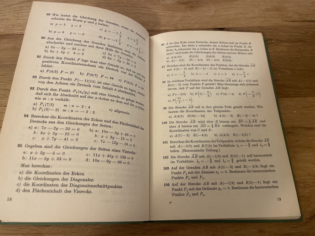 Bücher: Analytische Geometrie - E. Preisig 3. Auflage – Gebraucht aus Winterthur von cheerio97 6