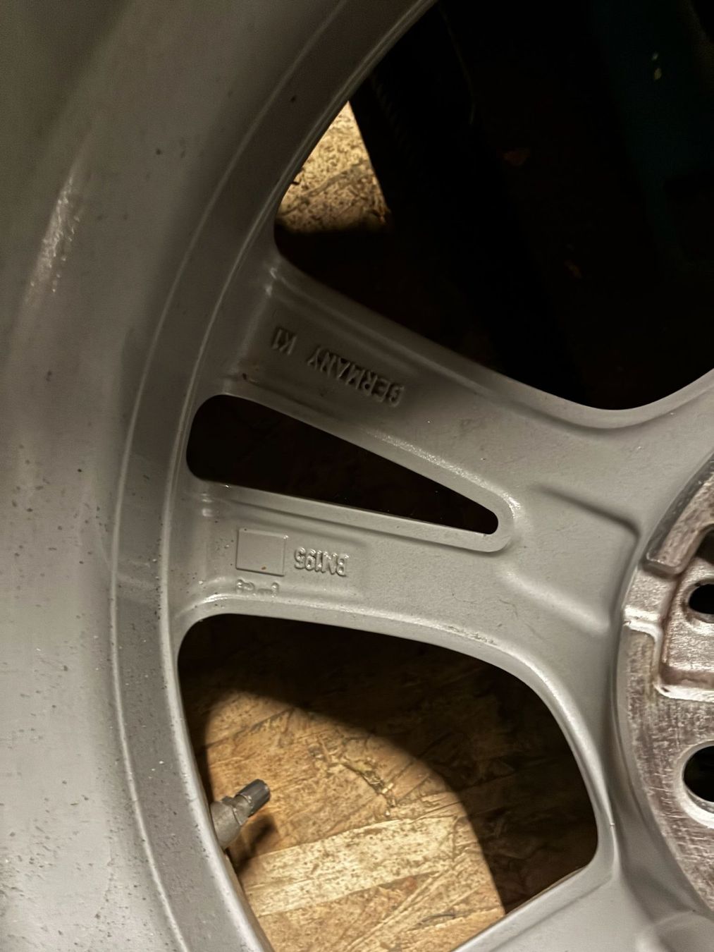 Pneus & Kompletträder: Vend roue BMW – Gebraucht aus Plan-les-Ouates von fju_l62y 1