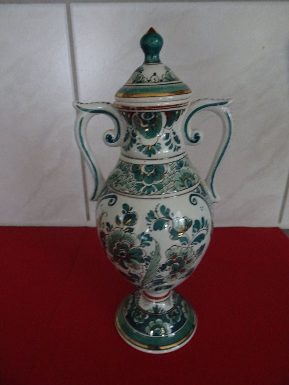 Vasi & Recipienti: Delfter grün Vase mit Deckel, Handbemalt – Usato da Winkel venduto da rsuzh