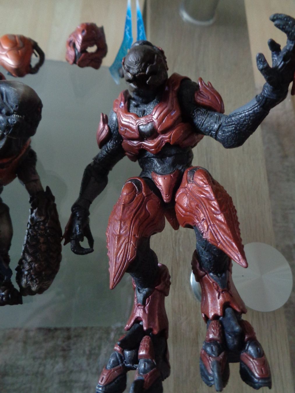 Statuette: HALO Grunt und Elite – Usato da sargans venduto da Angamar 2