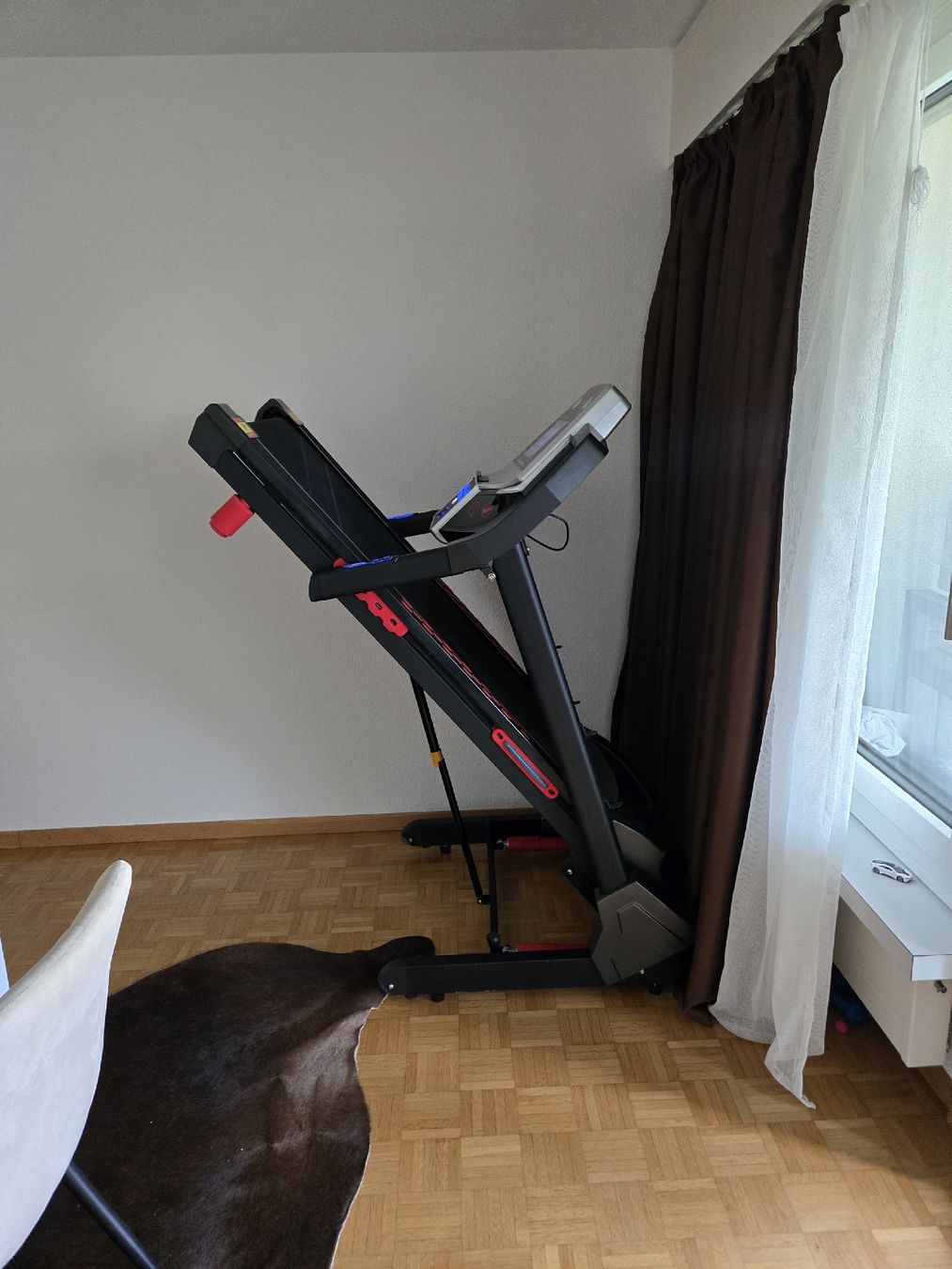 Bodyswiss Vélos d'appartement: Lauftband Bodyswiss – D'occasion à Dübendorf par dia_7ftl 5