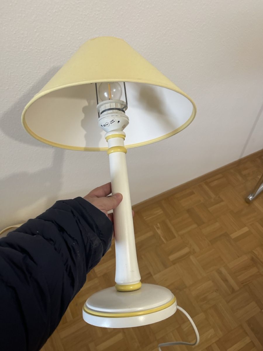 Laura Ashley Lampade: 2er Set Laura Ashley Tischlampen – Usato da dietikon venduto da fernando011 3