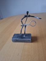 Tennisspieler Figur aus Schmiedeeisen