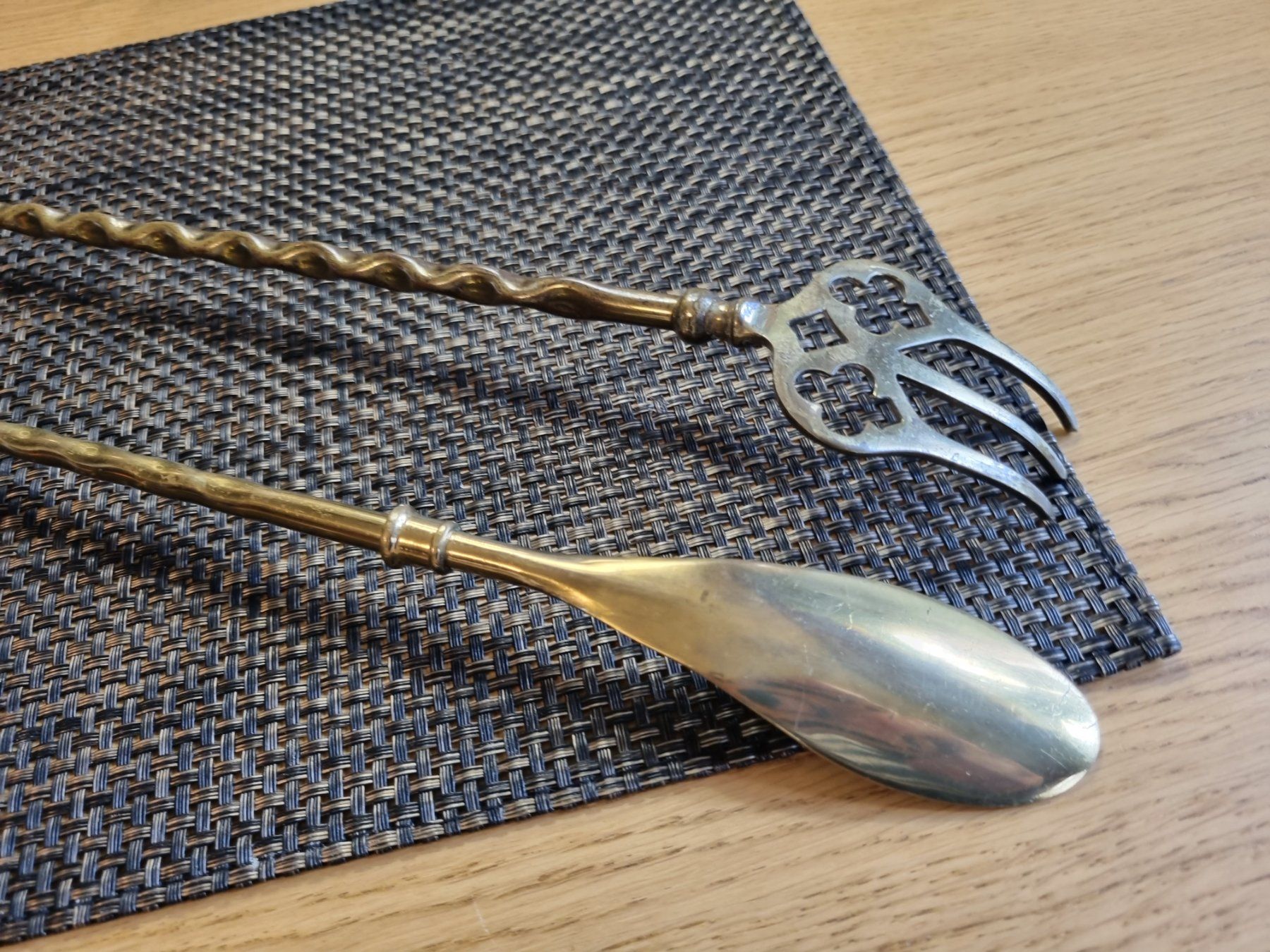 Tutte le decorazioni: Antikes Deko-Set aus Messing: Gabel & Löffel – Usato da Scharnachtal venduto da devin03 8