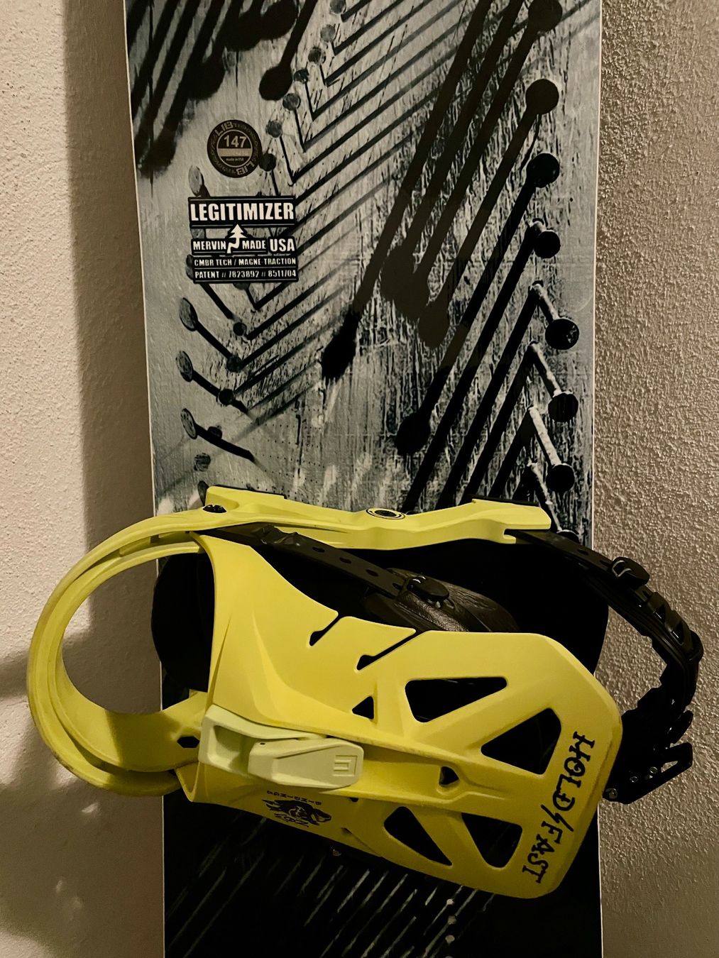 Lib Tech Board: Lib Tech Legitimizer Snowboard 147 mit Now Brigade Bindung – Usato da Triesenberg venduto da wintersunfun 5