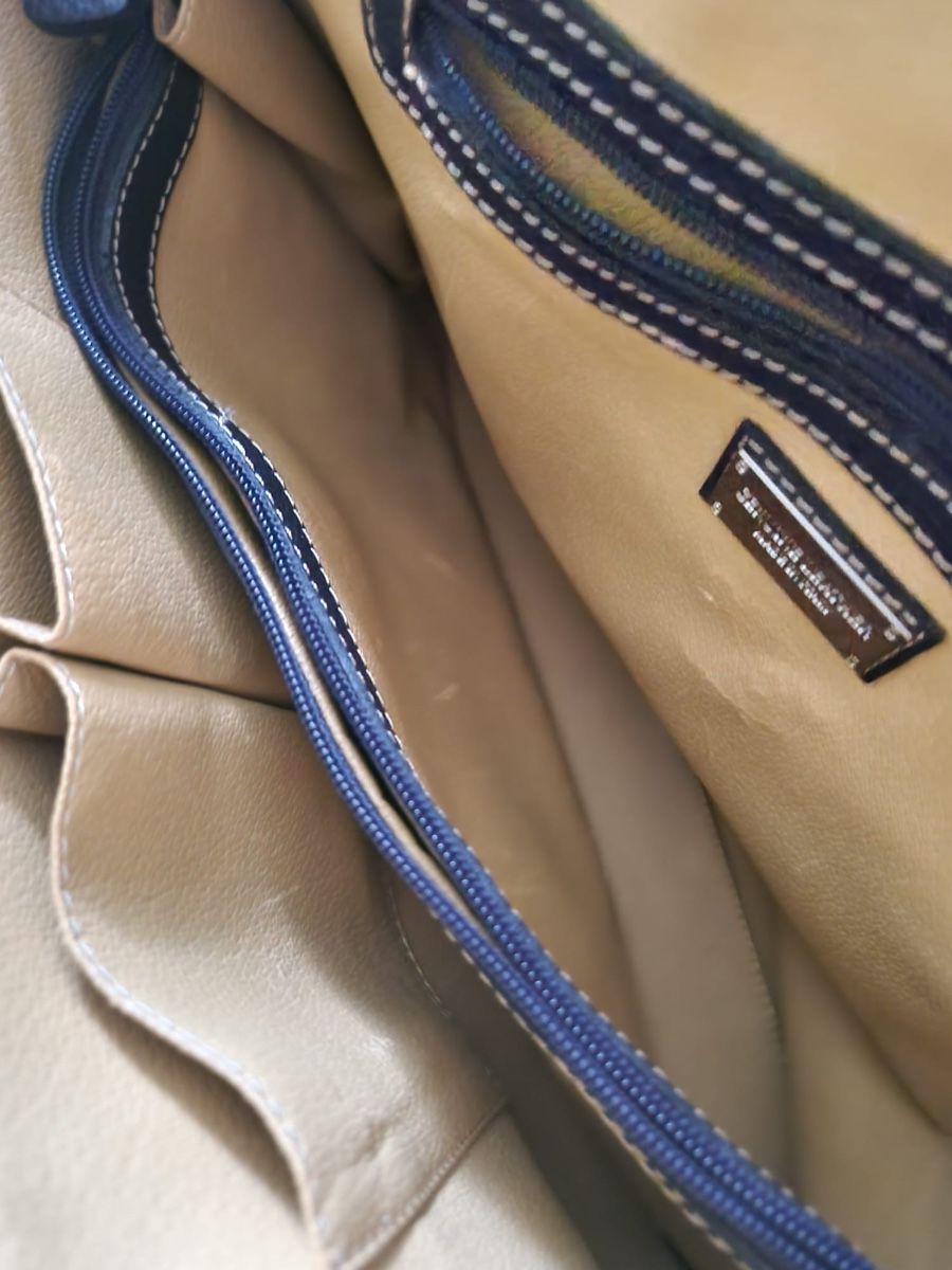 Sacs femmes: Damen Handtasche Leder dunkelblau – D'occasion à Wohlen AG par Coco_91 1