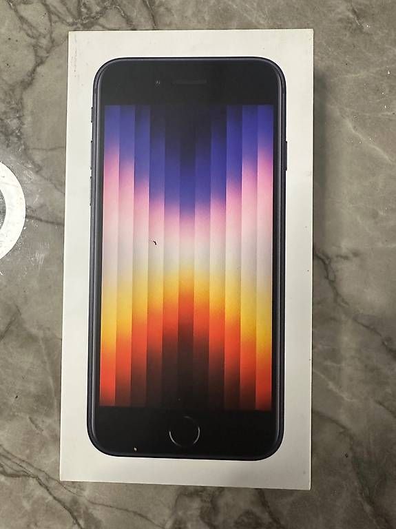 Handys / Smartphones: Appel IPhone SE 64 GB Neu Originalversiegelt – Gebraucht aus uster von timitoni