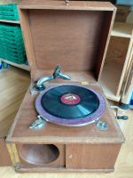 antiker Plattenspieler