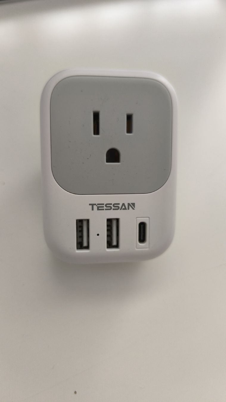 Ladegeräte: SWISS/USA AC USB 2 – Gebraucht aus Dielsdorf von bra_ncl7 1