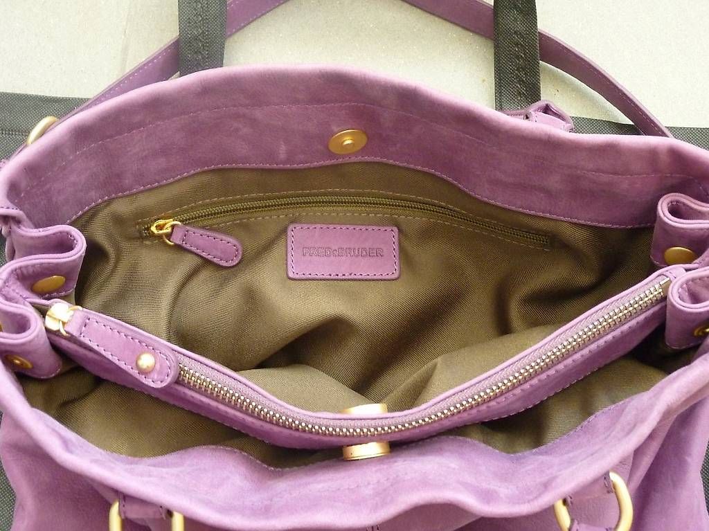 FredsBruder Sacs femmes: Fred`sBruder Ledertasche, violett. – Neuf (Voir description) à Appenzell Meister. par Lignum 3