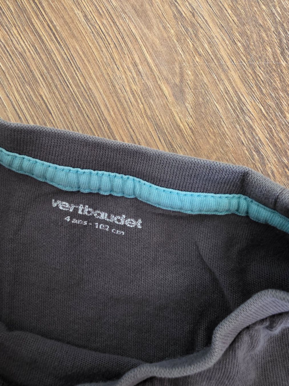 Camicie, T-shirt & Polo: Langarmshirt, Longsleeve Gr. 98/104 Vertbaudet – Usato da Nebikon venduto da Japostyle 3