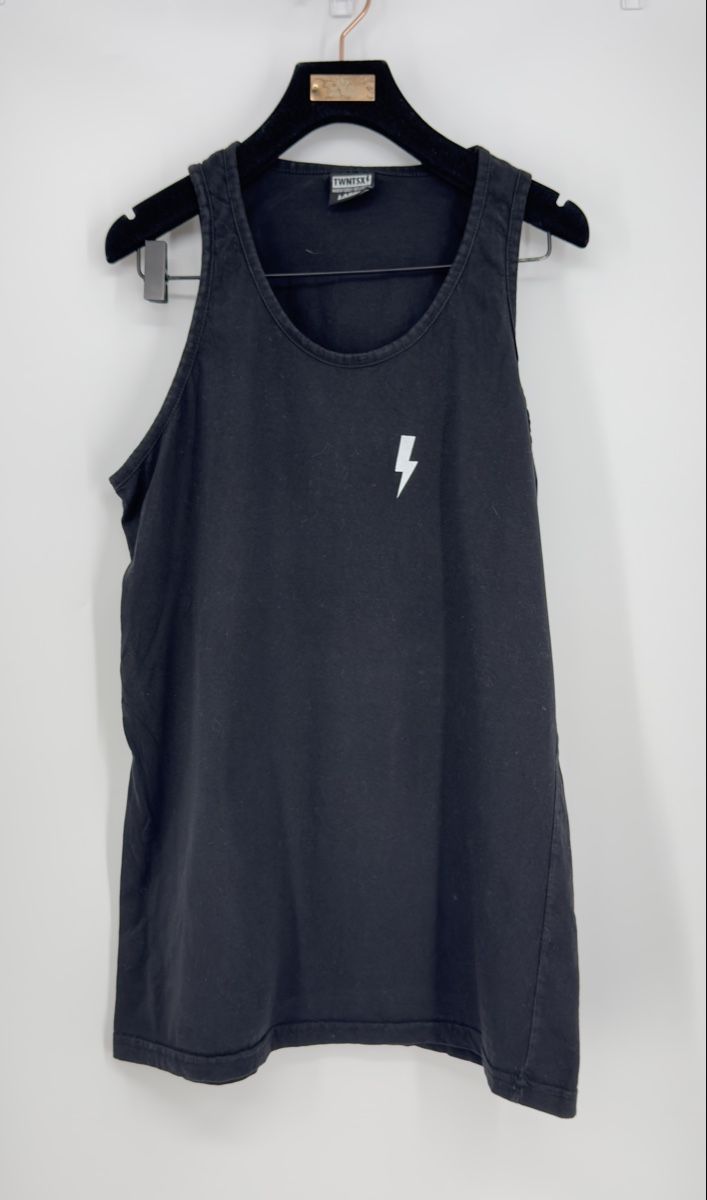 T-shirt: # MAN - Tanktop Gr. L # – Usato da Bolligen venduto da secondhand-with-love