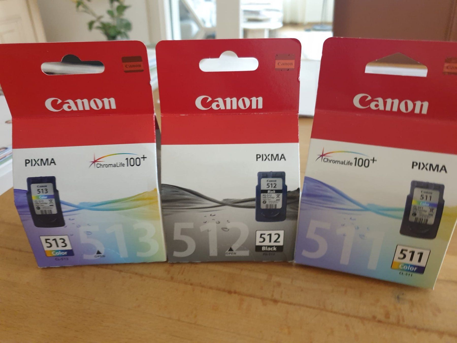 Canon Cartucce per stampanti & toner: Orig. Canon Druckerpatronen – Nuovo e nell'imballaggio originale da Biel/Bienne venduto da Meshe12