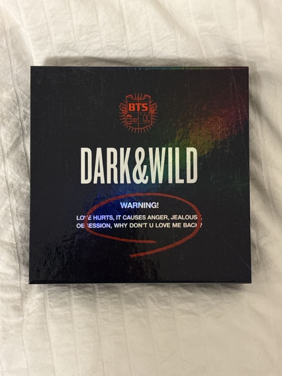CD: DARK&WILD BTS album – Nuovo (secondo la descrizione) da Morges venduto da dionylisa