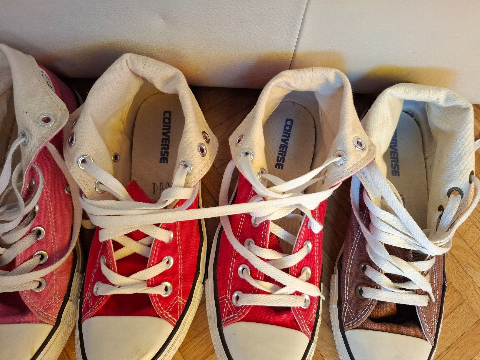 Converse Herrenschuhe: Lot de 5 x Converse taille 7 / 40 *** TOP *** – Gebraucht aus Moutier von Carambaaa 6