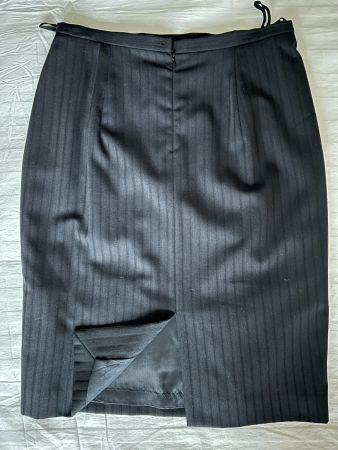 Jupe droite 100% laine, bleu nuit, Cerruti 1881, T/38 (M)