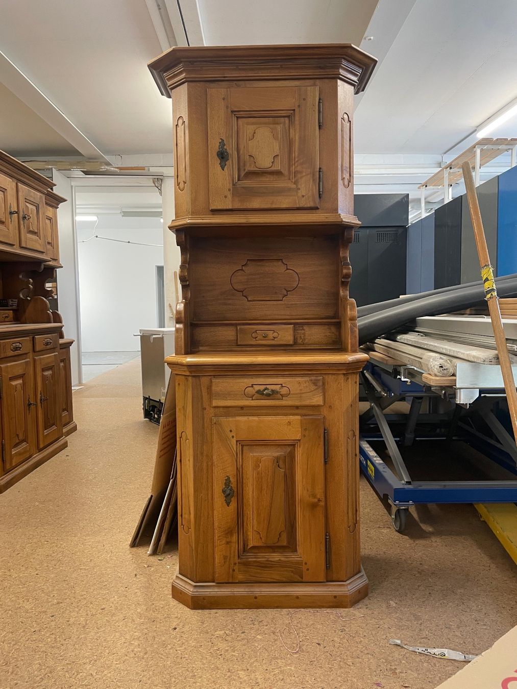 Armadi: Bauernschrank – Usato da Bichwil venduto da nin_x7jq