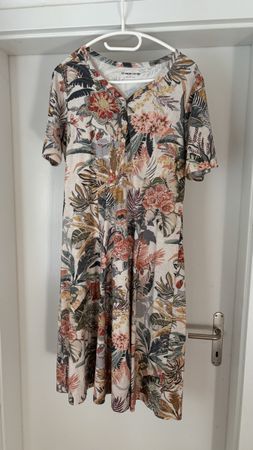 Kleid floral Muster Peter Hahn Grösse M neuwertig