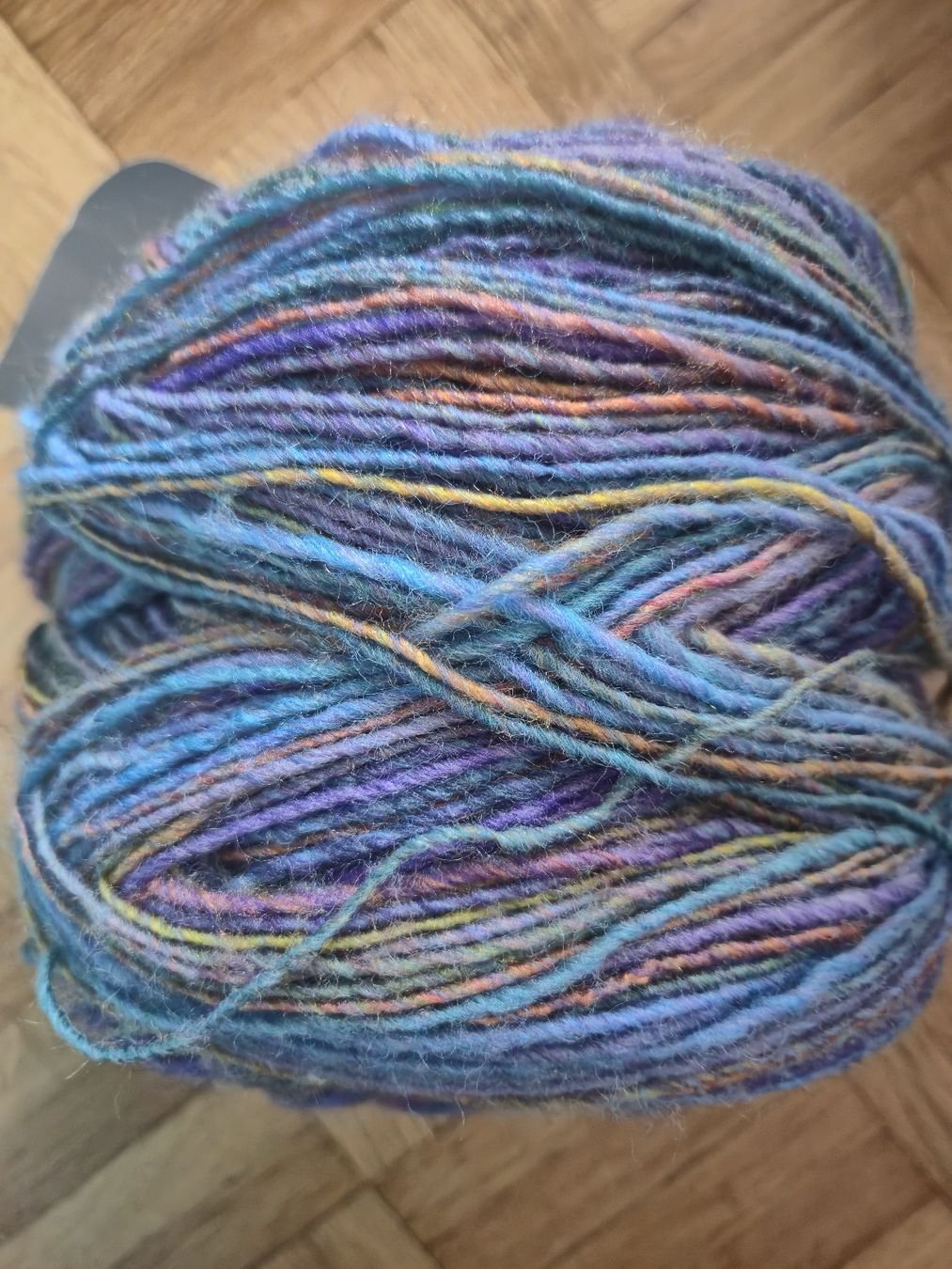 Laine: 1 pelote gomitolo 200 – Neuf avec emballage d'origine à Bulle par nora169