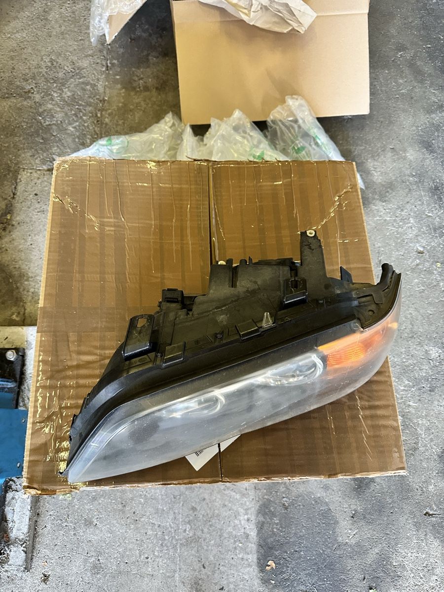 BMW Fari: Bmw e53 x5 Scheinwerfer vorne links – Usato da Oftringen venduto da L_27 2