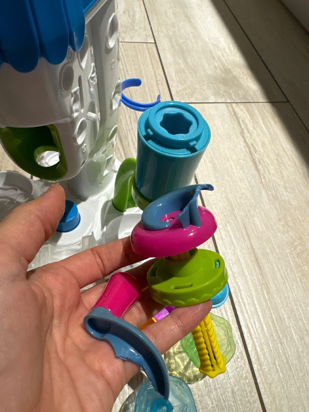 Play-Doh Giocattoli: Riesiges Play doh set einiges praktisch neu – Nuovo (secondo la descrizione) da Dittingen venduto da Estrella46 9