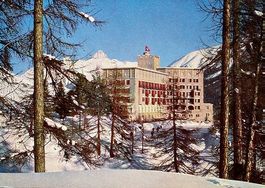 ZUOZ Hotel Castell