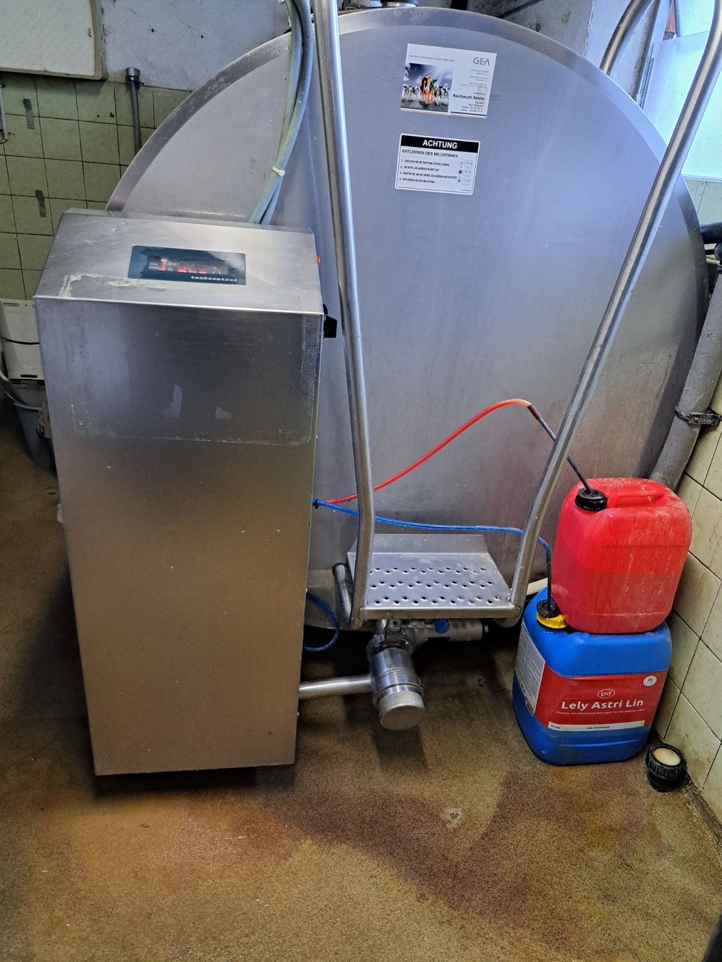 Tecnica di mungitura: Milchtank 2100 Liter – Usato da Hochdorf venduto da pat_8dby