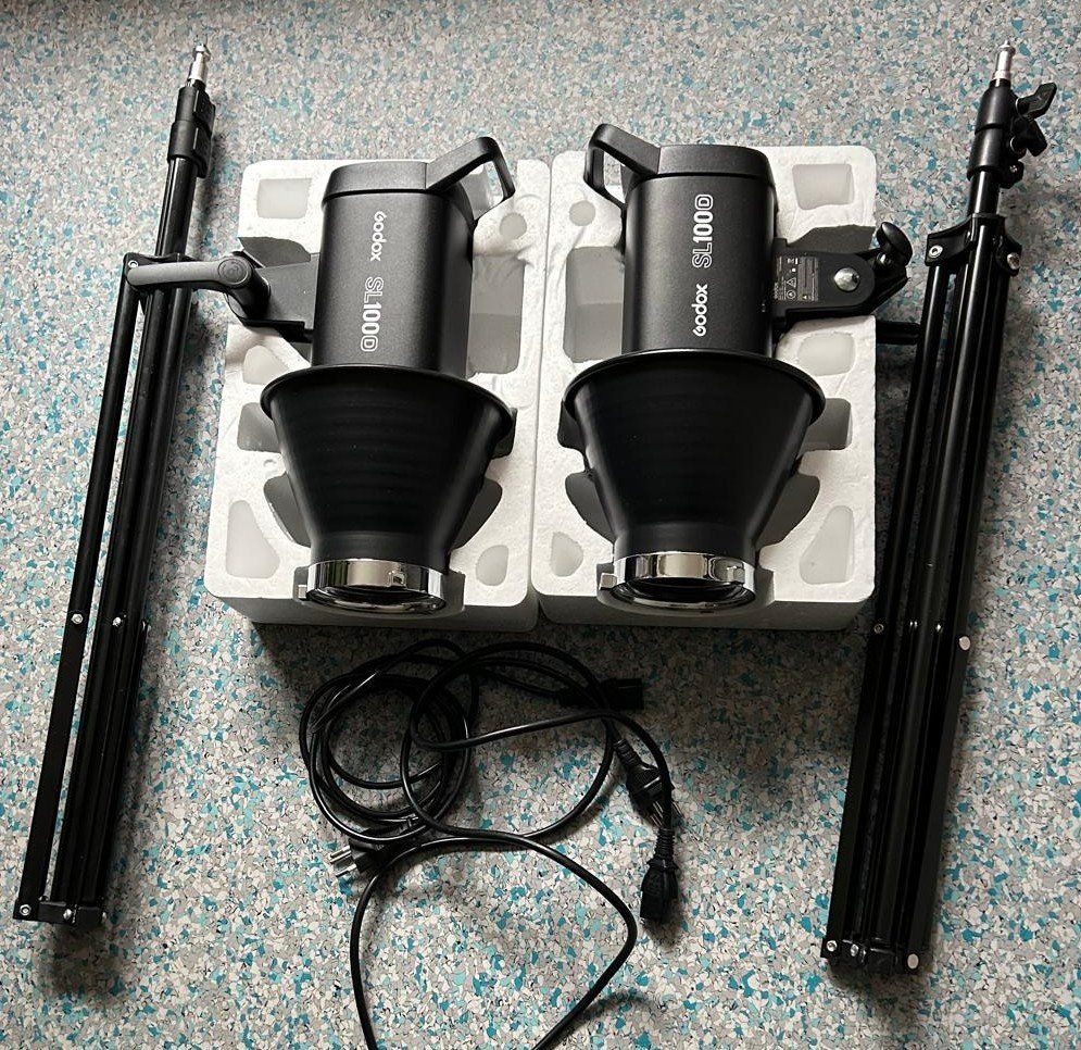 Lampade: Godox SL100D Set – Usato da Jegenstorf venduto da malartv 1