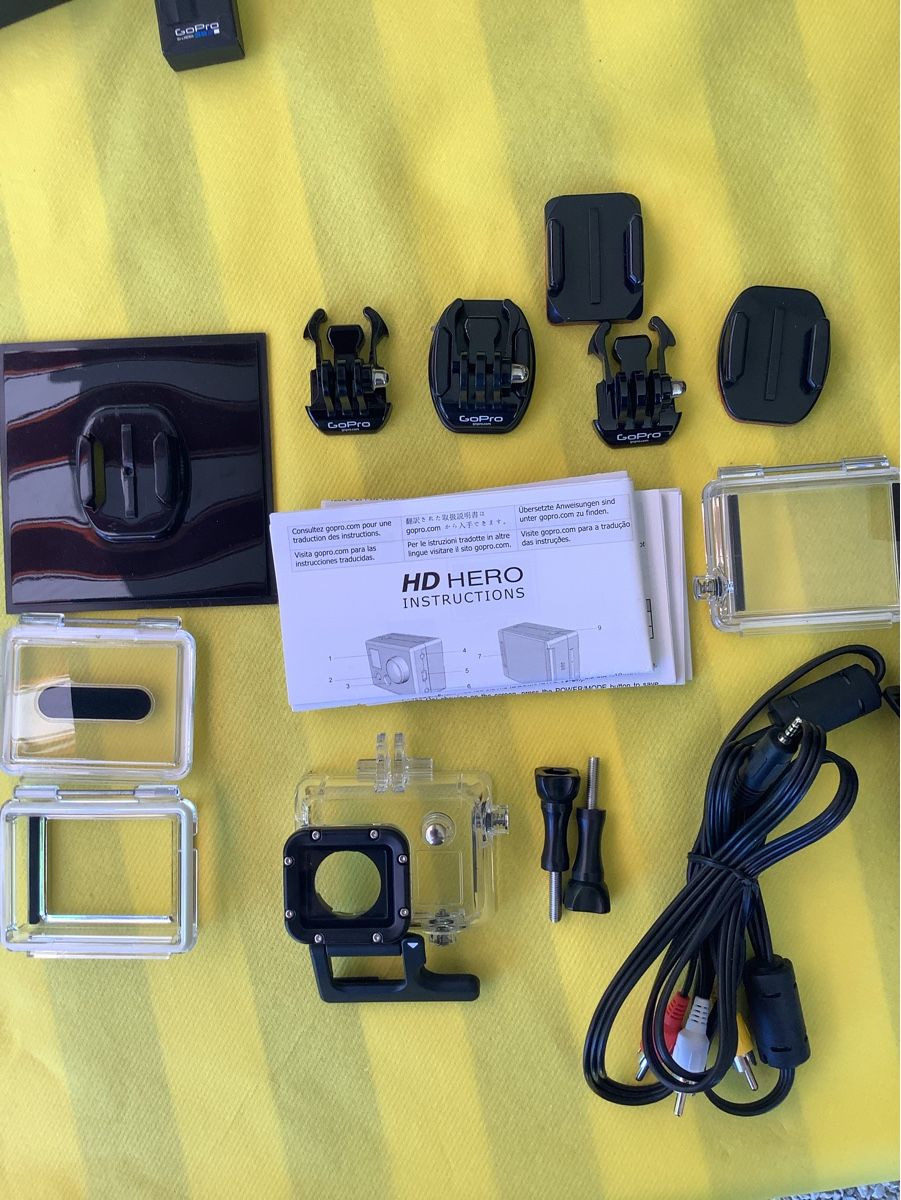 Videocamere: GoPro        2 caméras avec accessoires  – Usato da Chernex venduto da Paul096 4