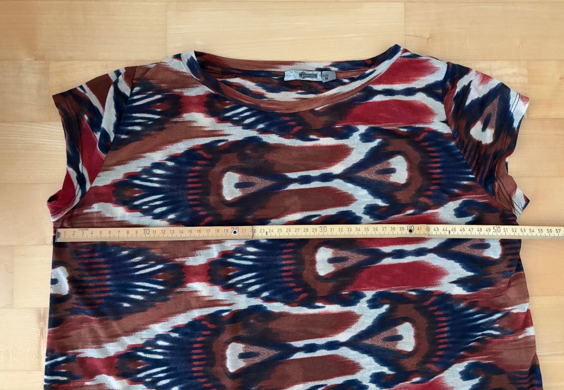 Stradivarius T-shirt: T-Shirt Stradivarius – Usato da Winterberg ZH venduto da vanilleinspiration 4