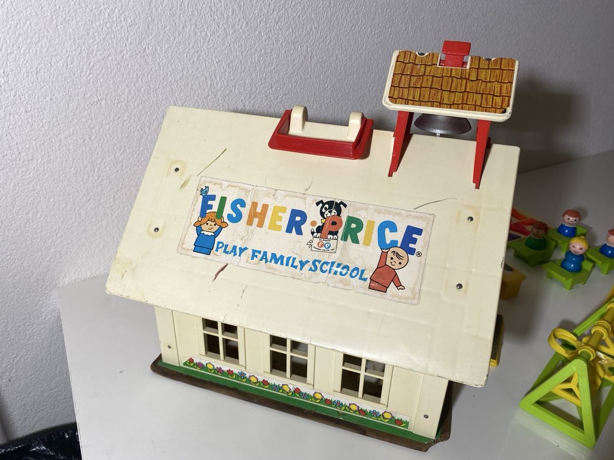 Fisher-Price Giocattoli: Fisher Price Schule – Usato da Winterthur venduto da ben_9vxx 1