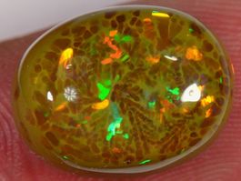 7.8 Karat - Seltener brauner Äthiopischer Welo Opal