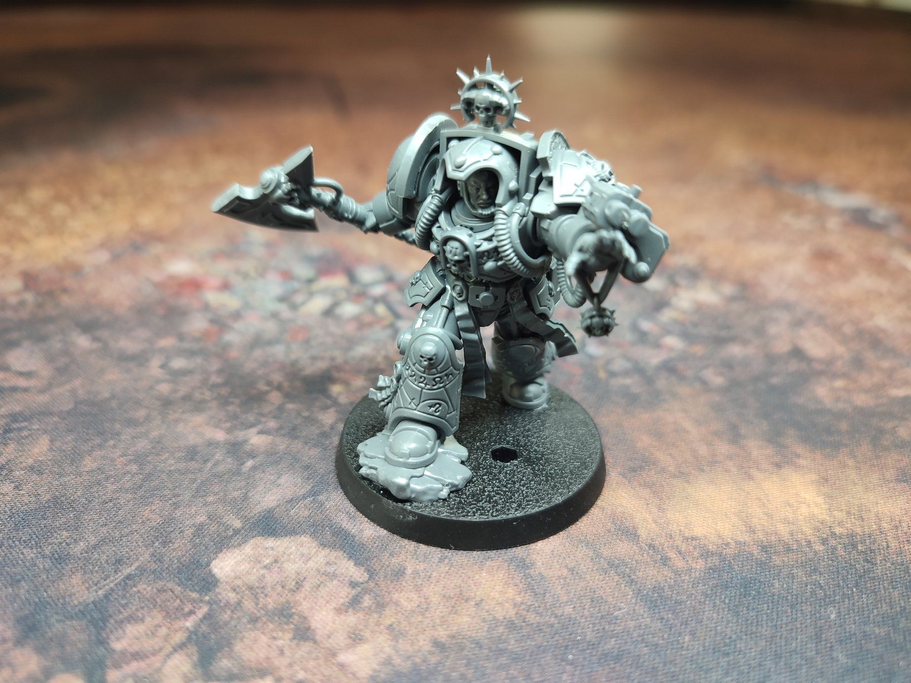 Modellbausätze & Standmodelle: Warhamer 40k Space Marine Terminator Librarian – Gebraucht aus Bern von san_22kx