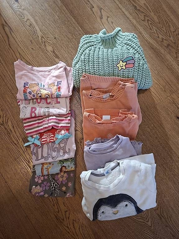 Kleiderpakete & -sets: Kleiderpaket Mädchen 98/104 – Gebraucht aus Neuhausen von kaa_h6x2 2