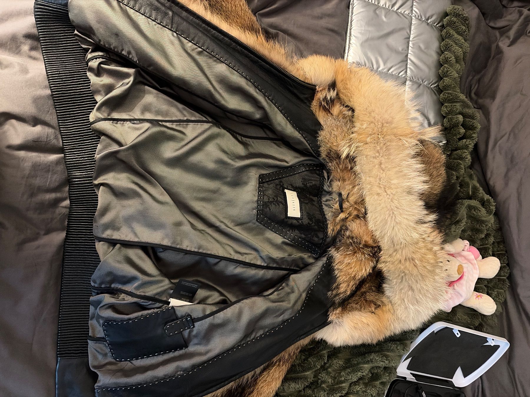 Giacche: Veste Fourrure de Renard – Nuovo (secondo la descrizione) da Lausanne venduto da mat_5frb 2
