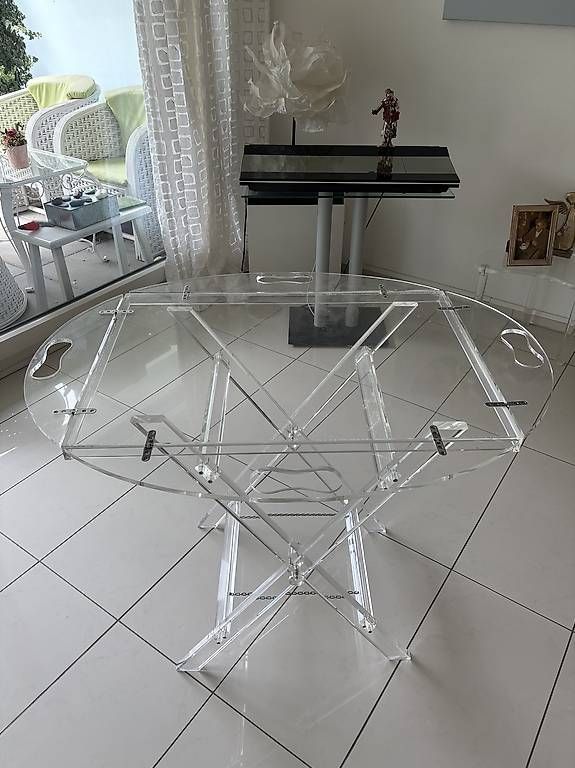 Tavoli: Klappbaren Plexiglastisch, 2-teilig – Usato da Hochfelden venduto da Carla73