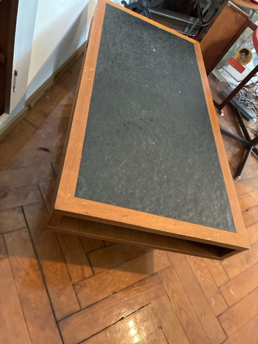 Tables: Couchtisch, Holz,Schieferplatte – D'occasion à Dagmersellen par casatualiq
