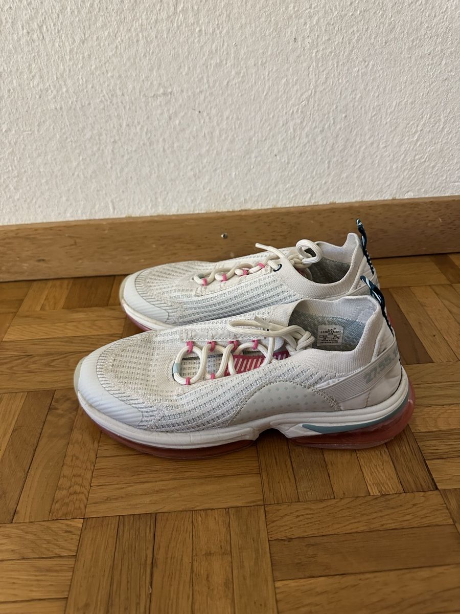 Zara Chaussures femmes: Zara Sneaker Gr. 38 – D'occasion à Neuenhof par prada010 1