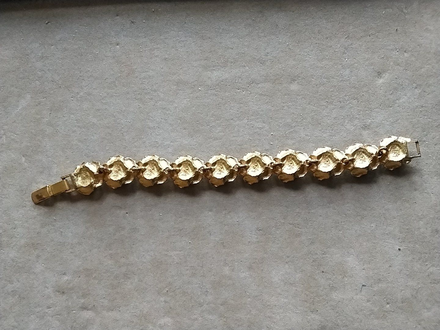 Armbänder & -reifen: Armband vergoldet vintage – Gebraucht aus Biel/Bienne von taki25 1