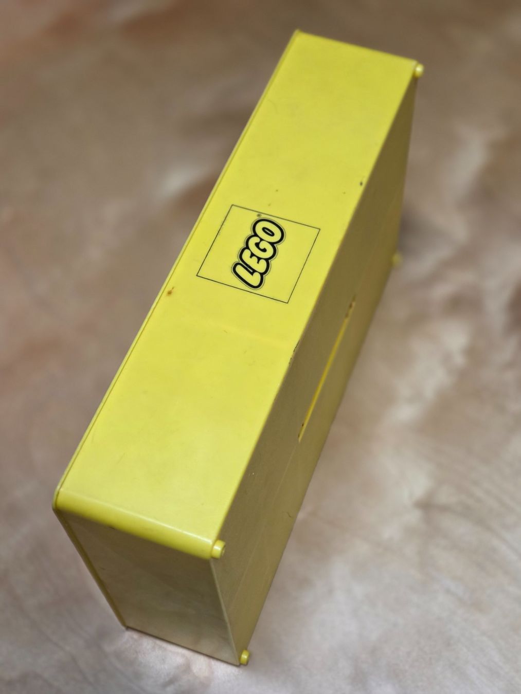 Lego Kit di costruzioni: LEGO Storage bin06pb01 Yellow Storage Bin – Usato da Basadingen venduto da tot_59zf 2