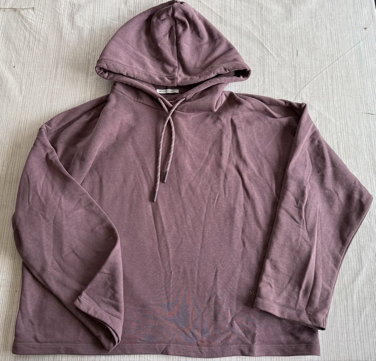 Pullover & Sweatshirts: 2 Pulli  1 Shirt – Gebraucht aus Strada von Betflo 1