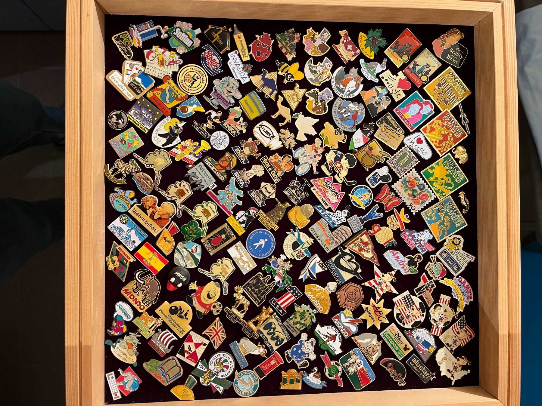 Placchette & Badge: Pinsammlung 2 – Usato da Siebnen venduto da Sonnenscheinsohn